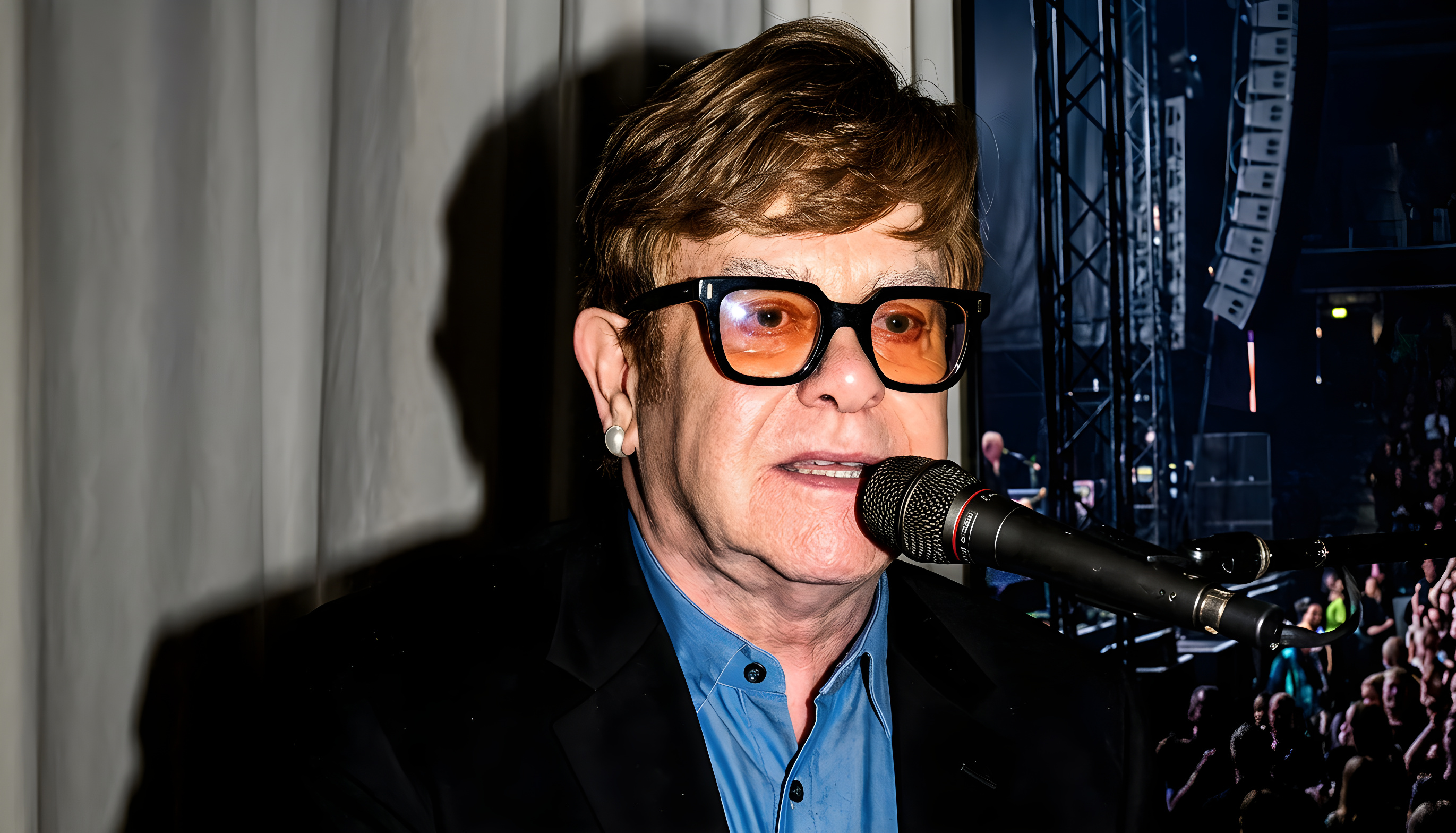 Elton John trodser alvorligt synstab ved kæmpe koncert
