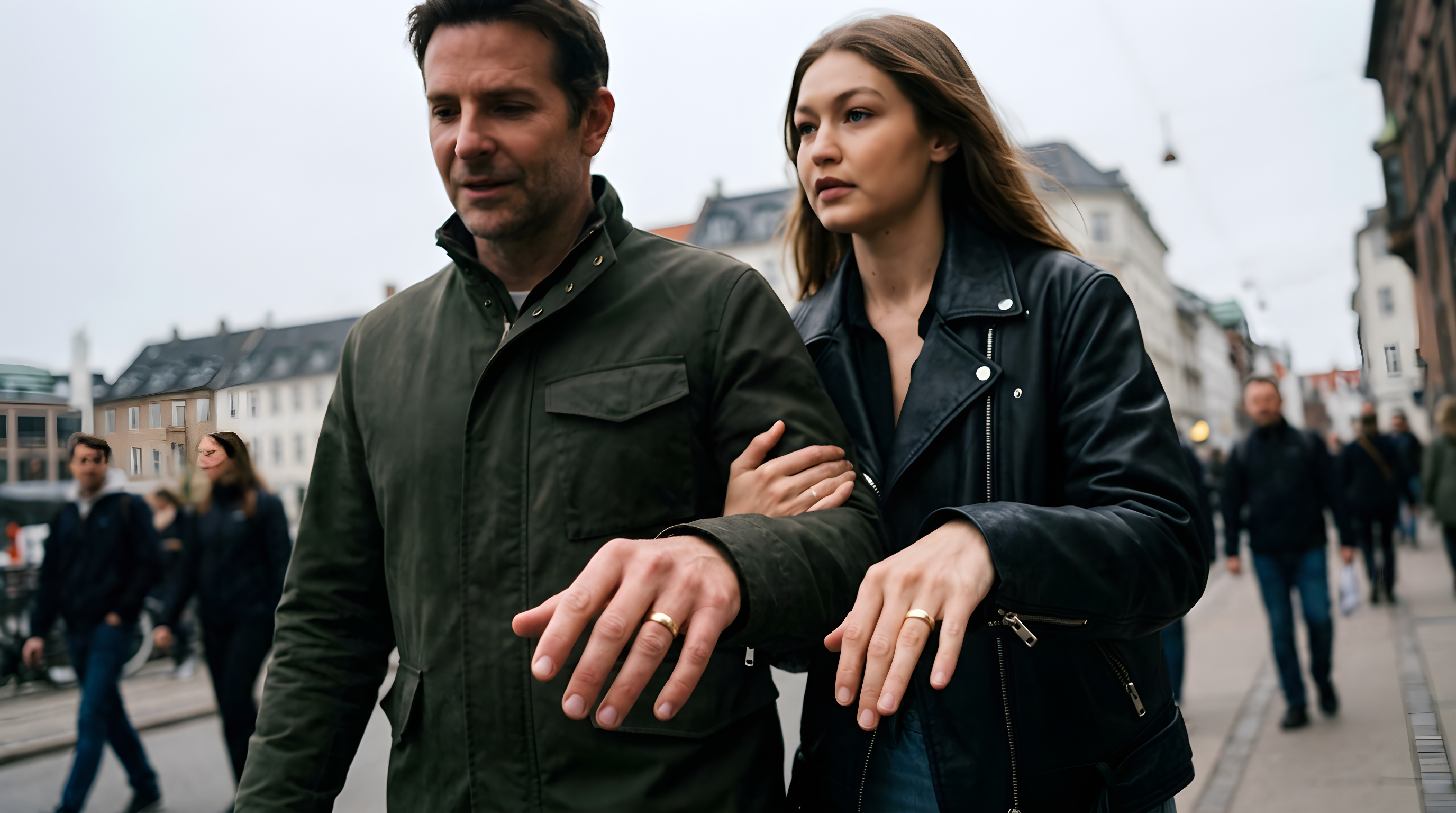 Nye ringe skaber rygter om Bradley Cooper og Gigi Hadid