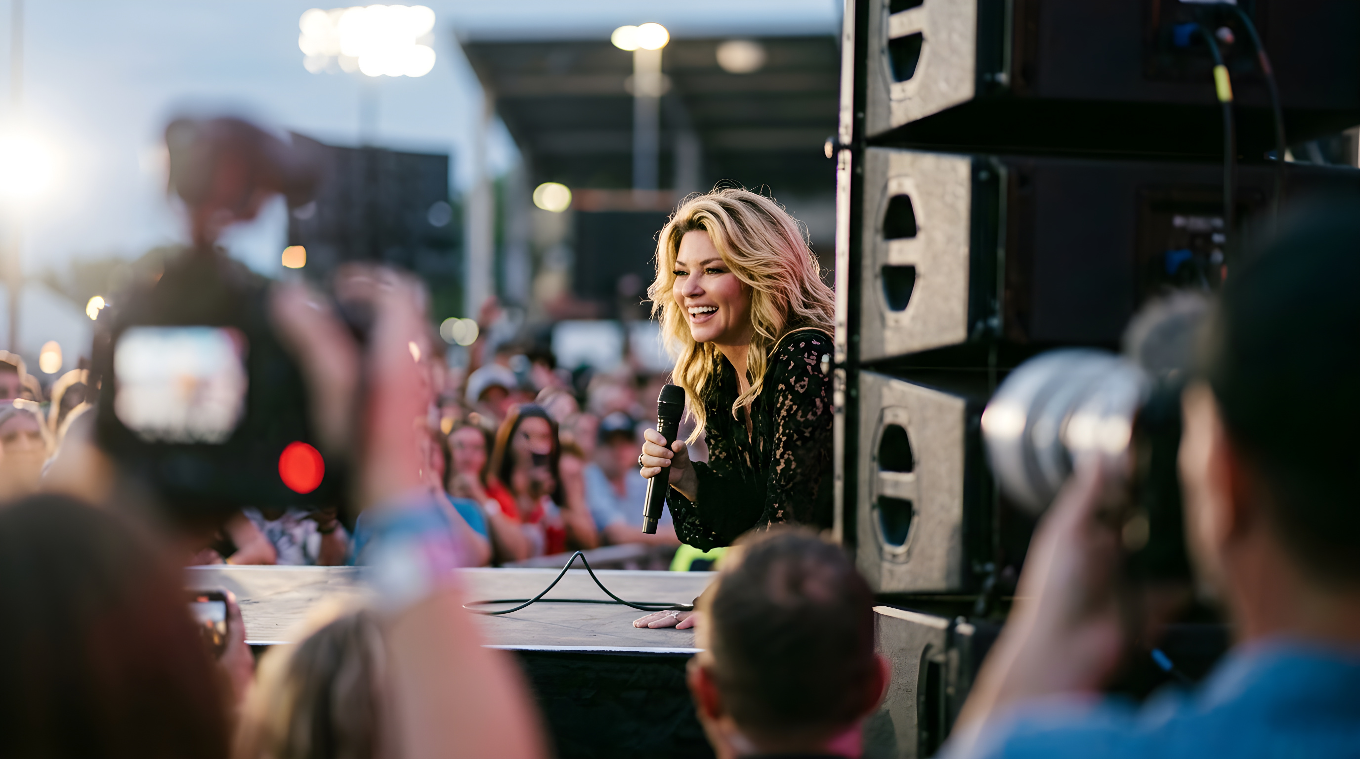 Imponerer han stadig? Shania Twain taler ud om Brad Pitt
