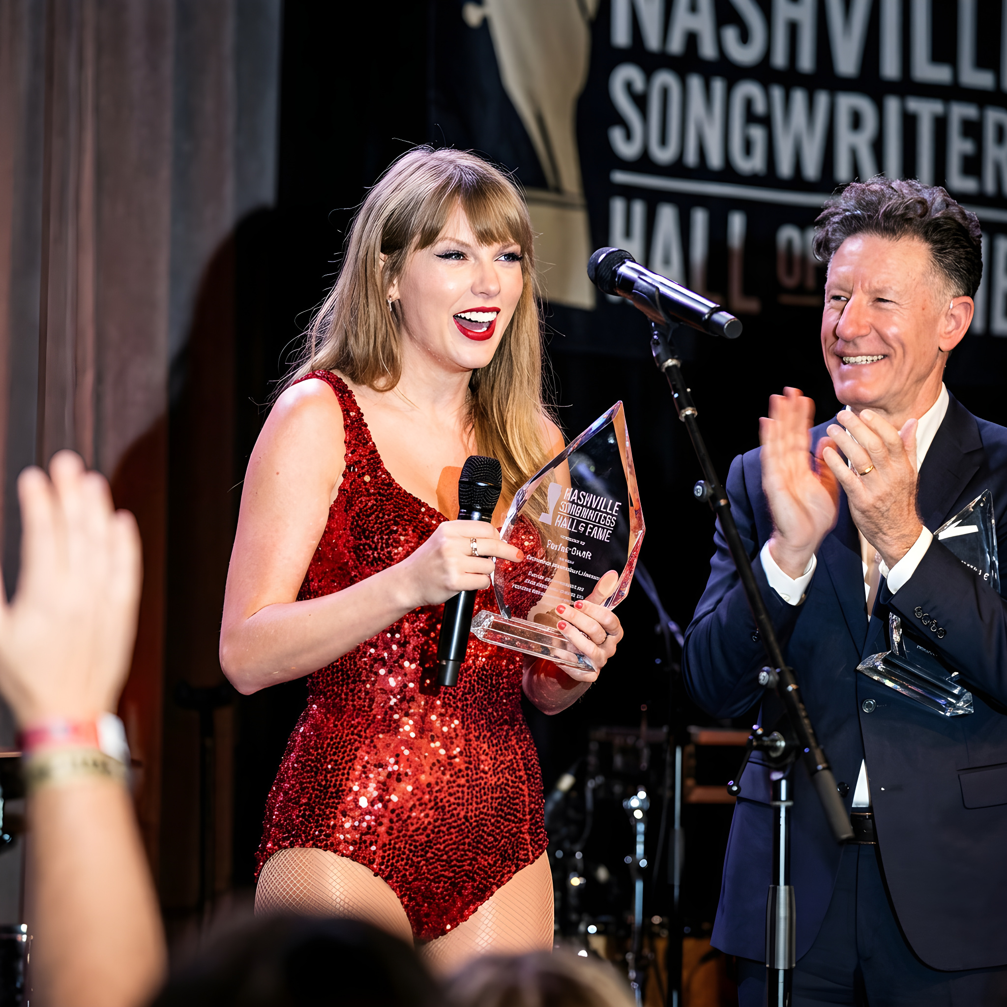 Taylor Swift hædres med historisk plads i Hall of Fame