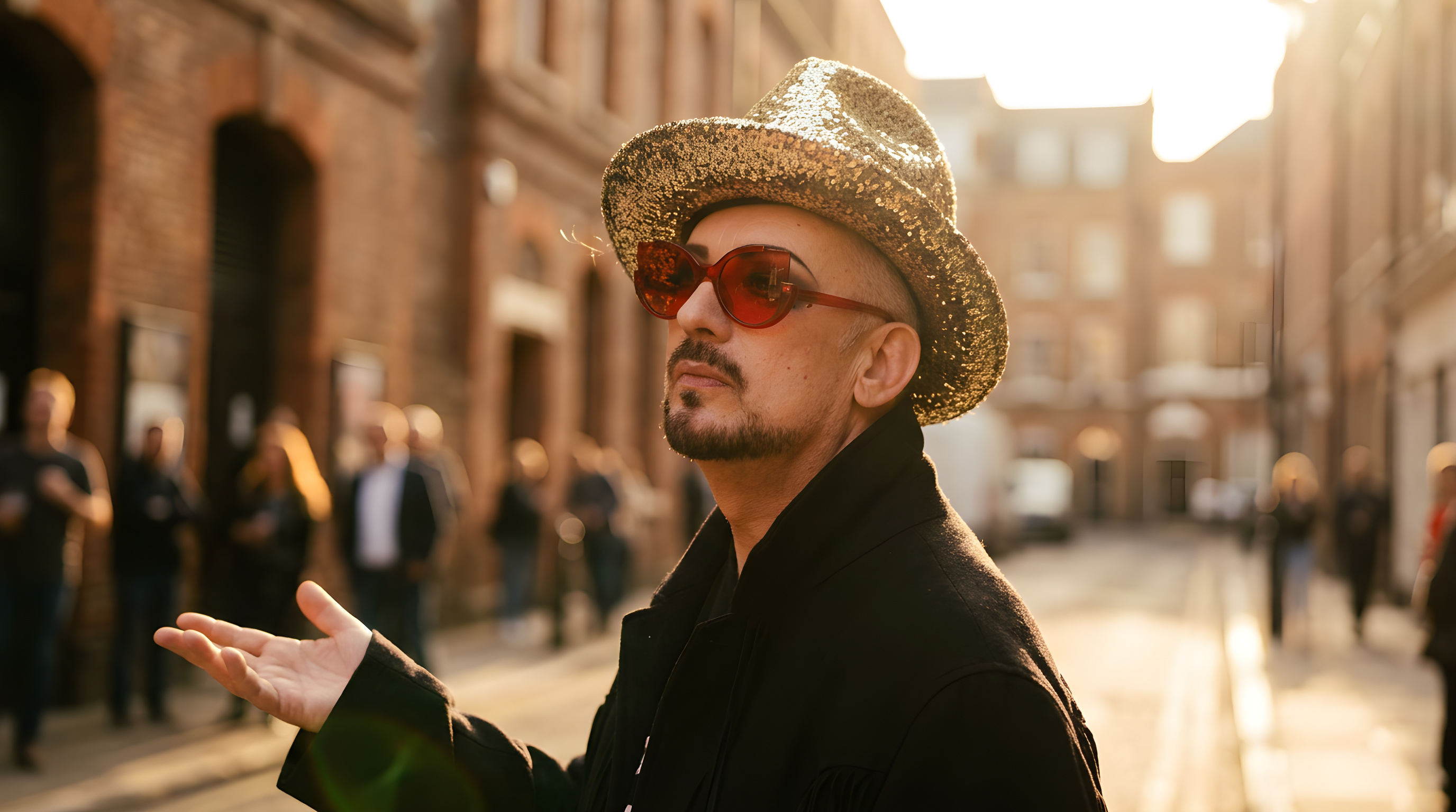 Boy George dropper musical efter kontroversiel sang