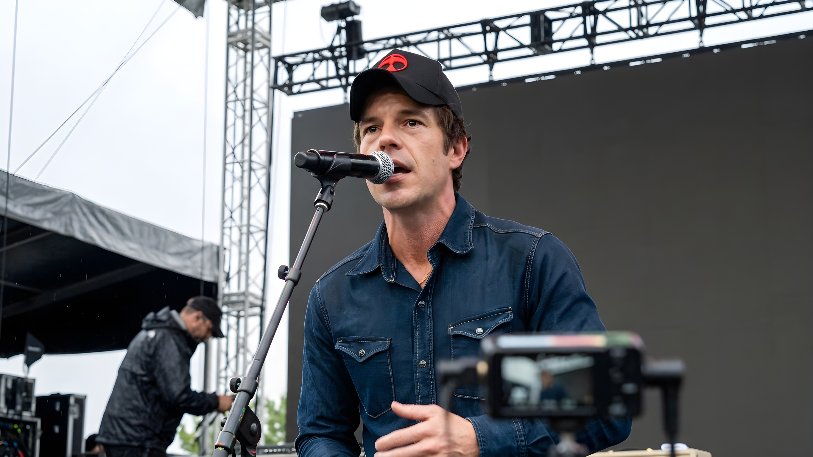 Brandon Flowers overvejer at stoppe med at turnere
