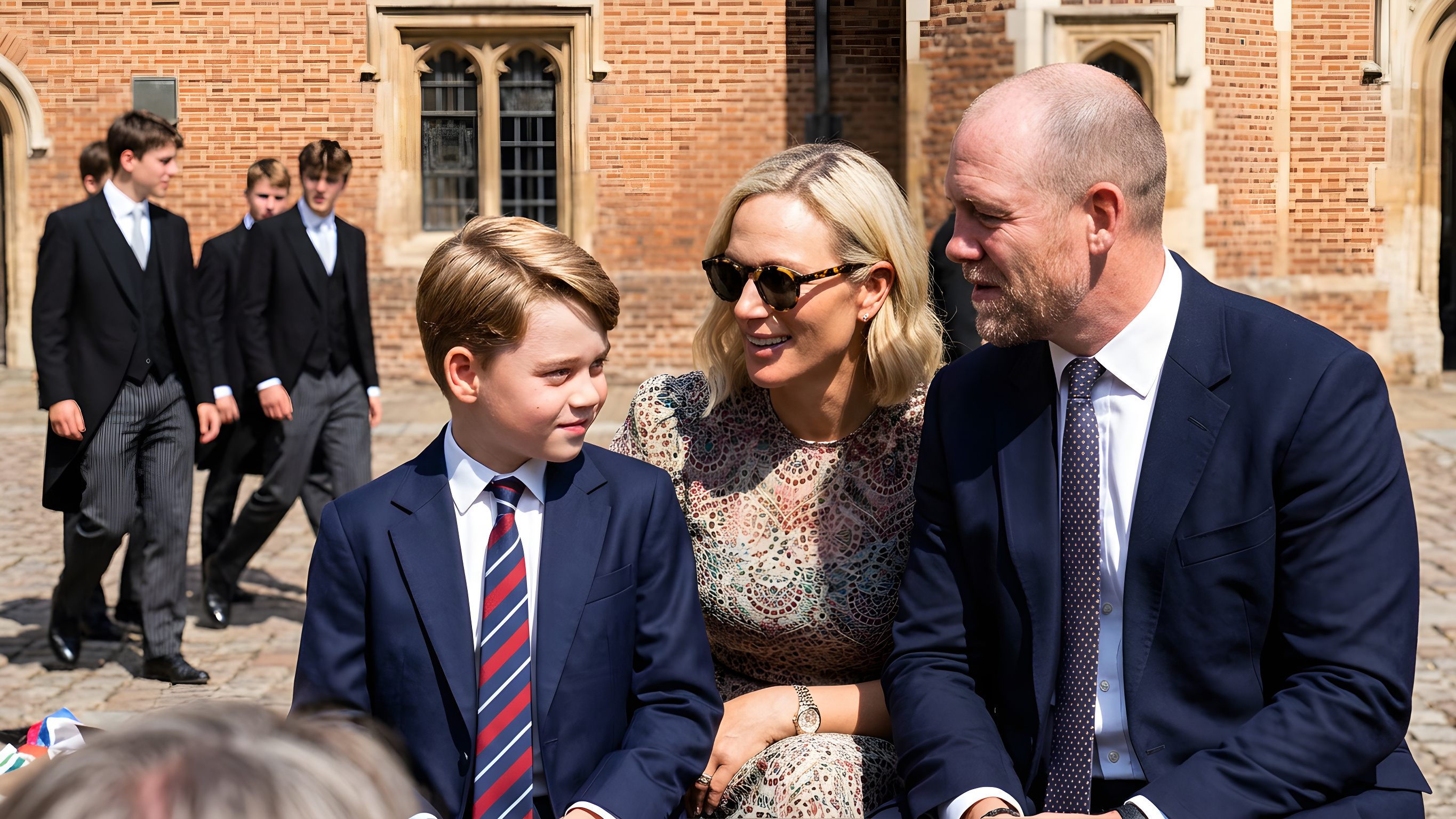 Zara Tindall støtter prins George før kostskolen
