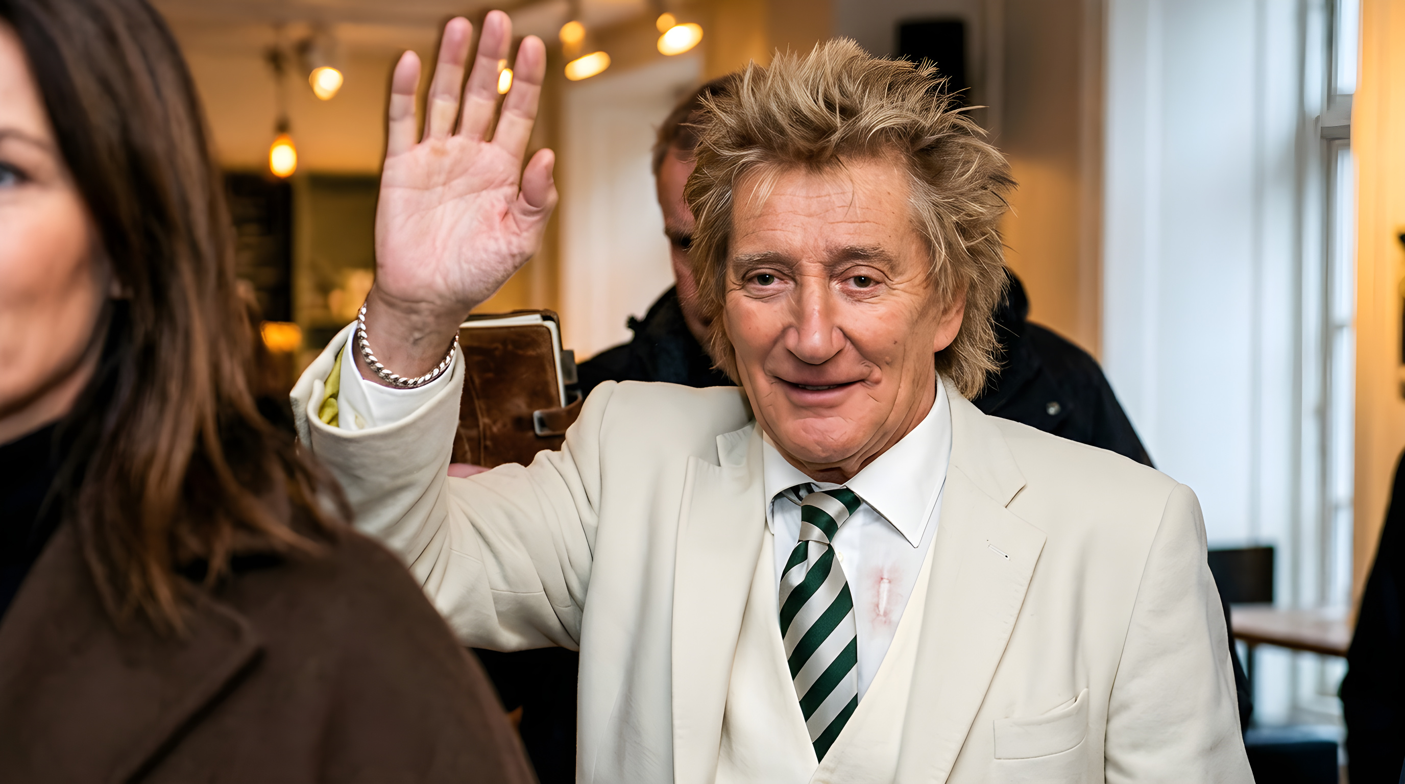 Rod Stewart aflyser USA-turne efter hjerteoperation