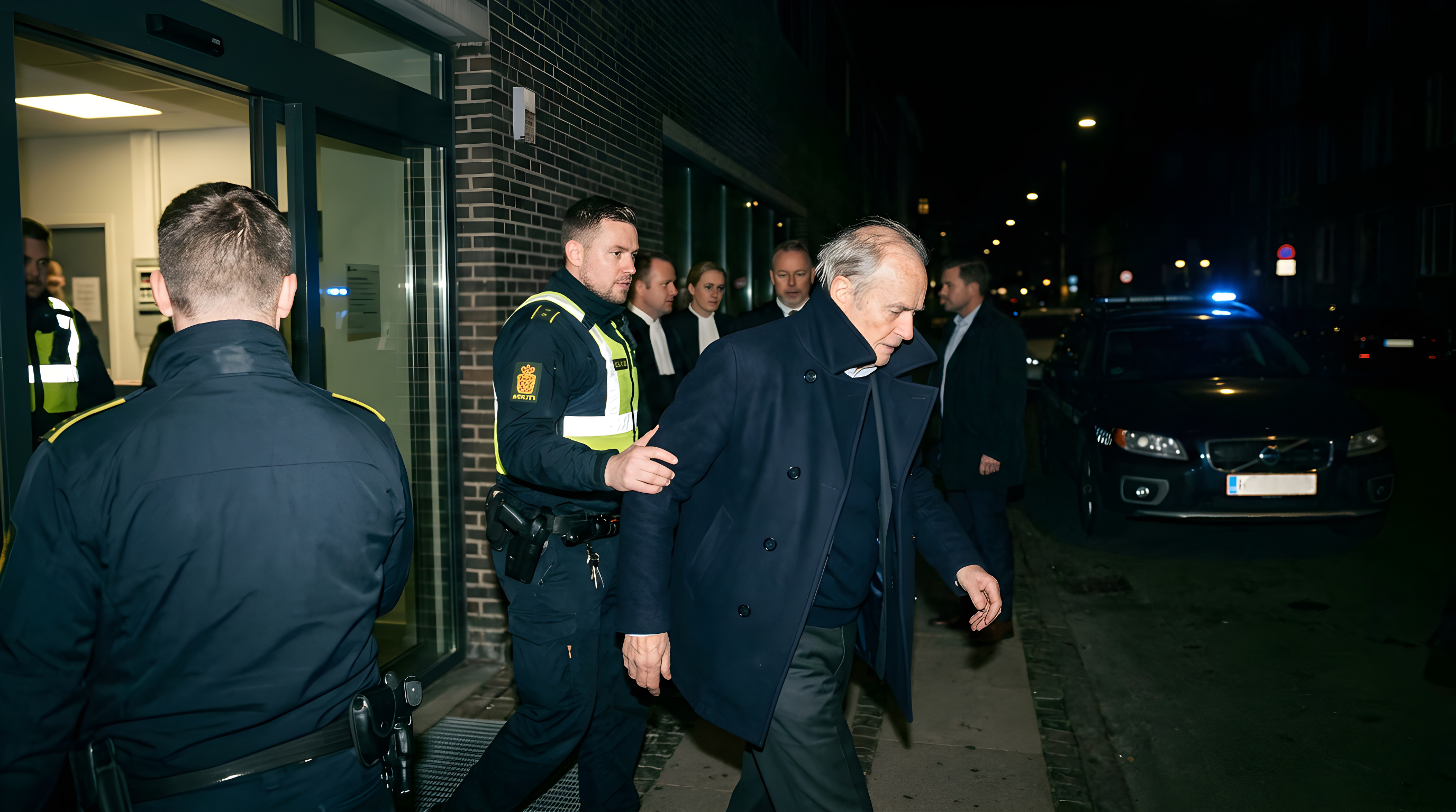 Julio Iglesias anmeldt for overgreb igen