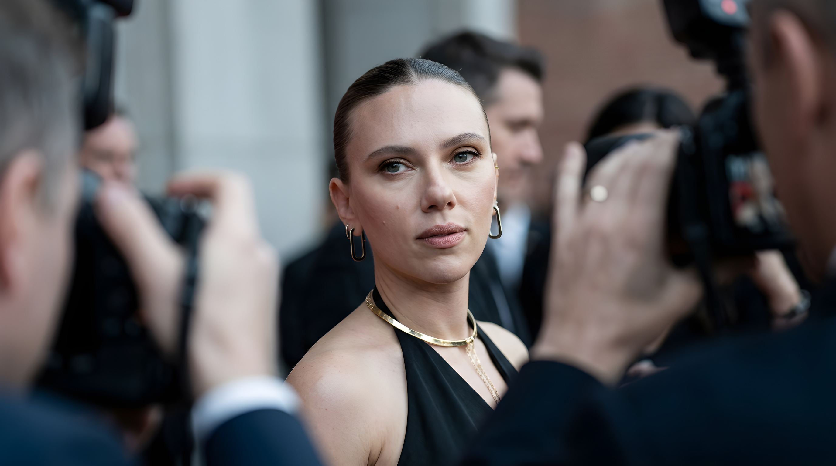 Scarlett Johansson mødte vilde krav på den røde løber