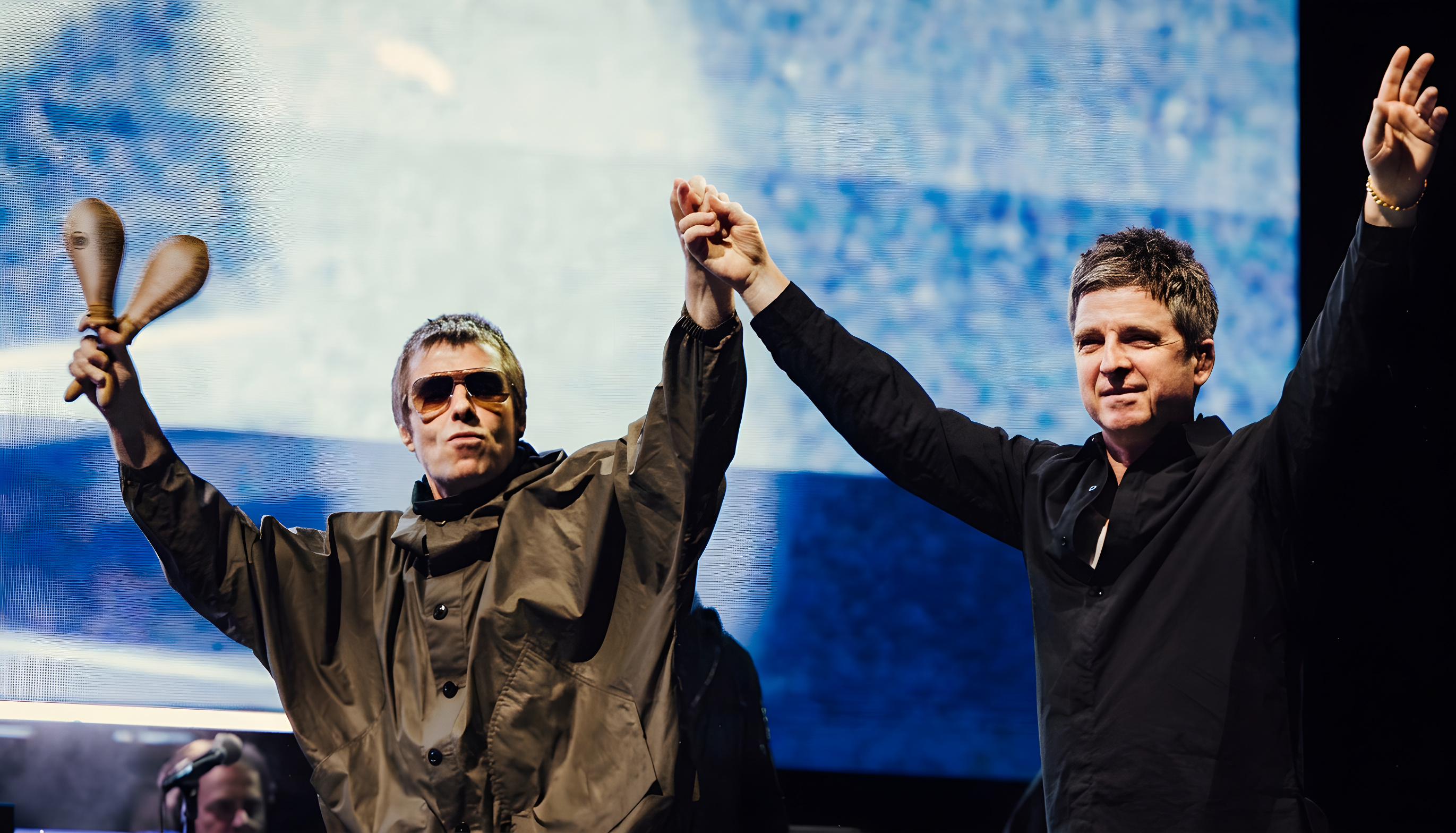Oasis er tilbage efter 15 års iskold krig