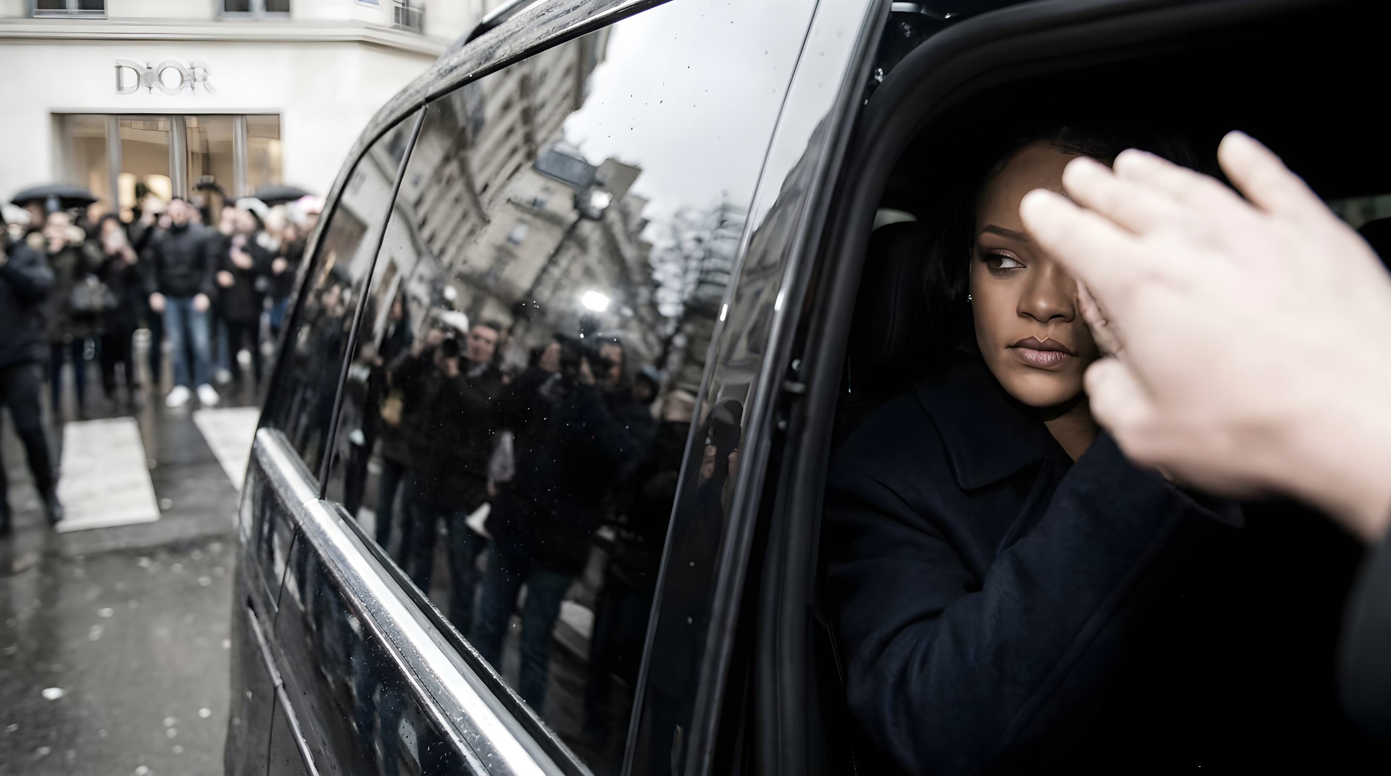 Rihanna svarer igen efter anklager om diva-adfærd i Paris