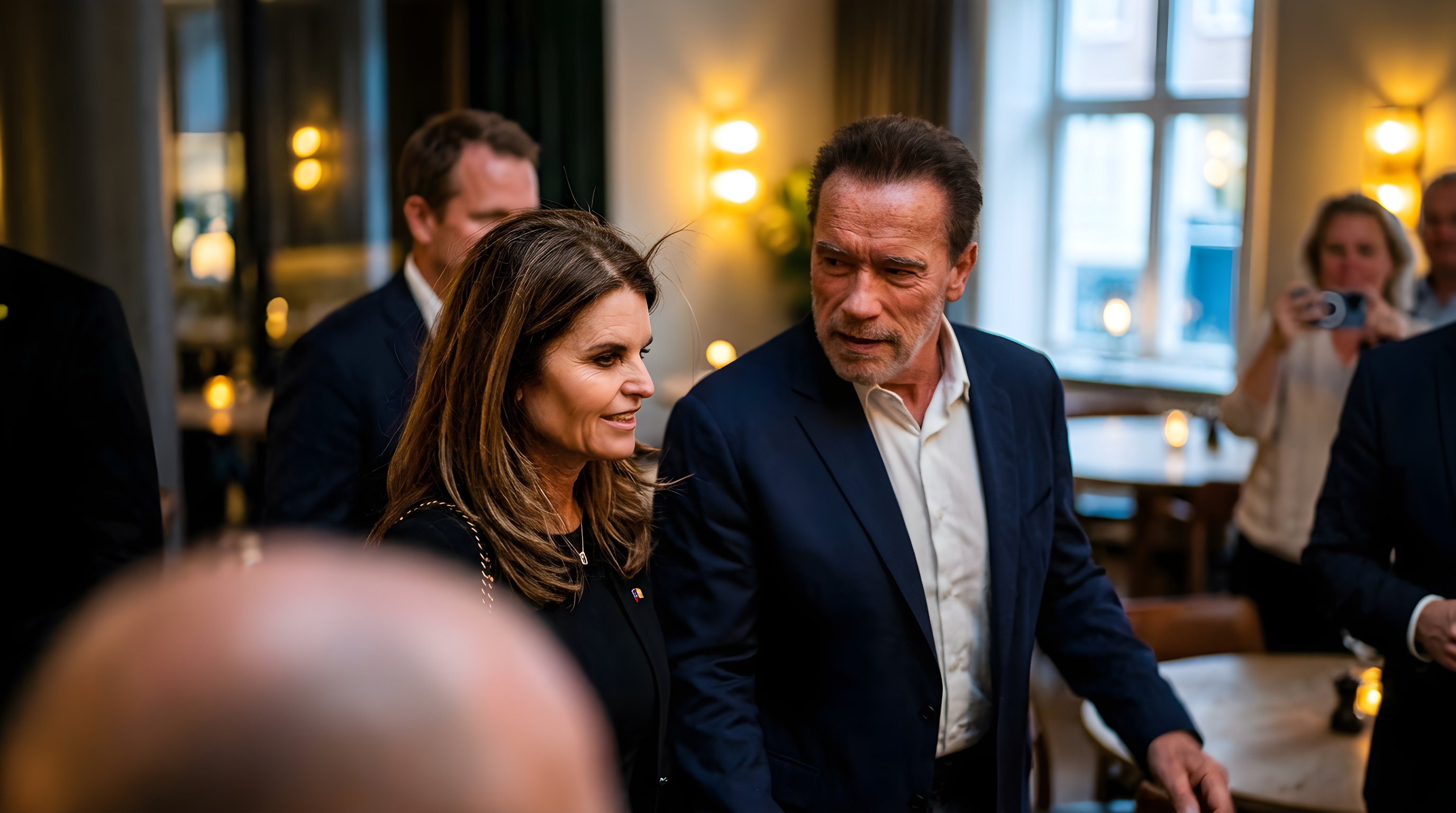 Arnold Schwarzenegger fejrer fødselsdag med ekskonen