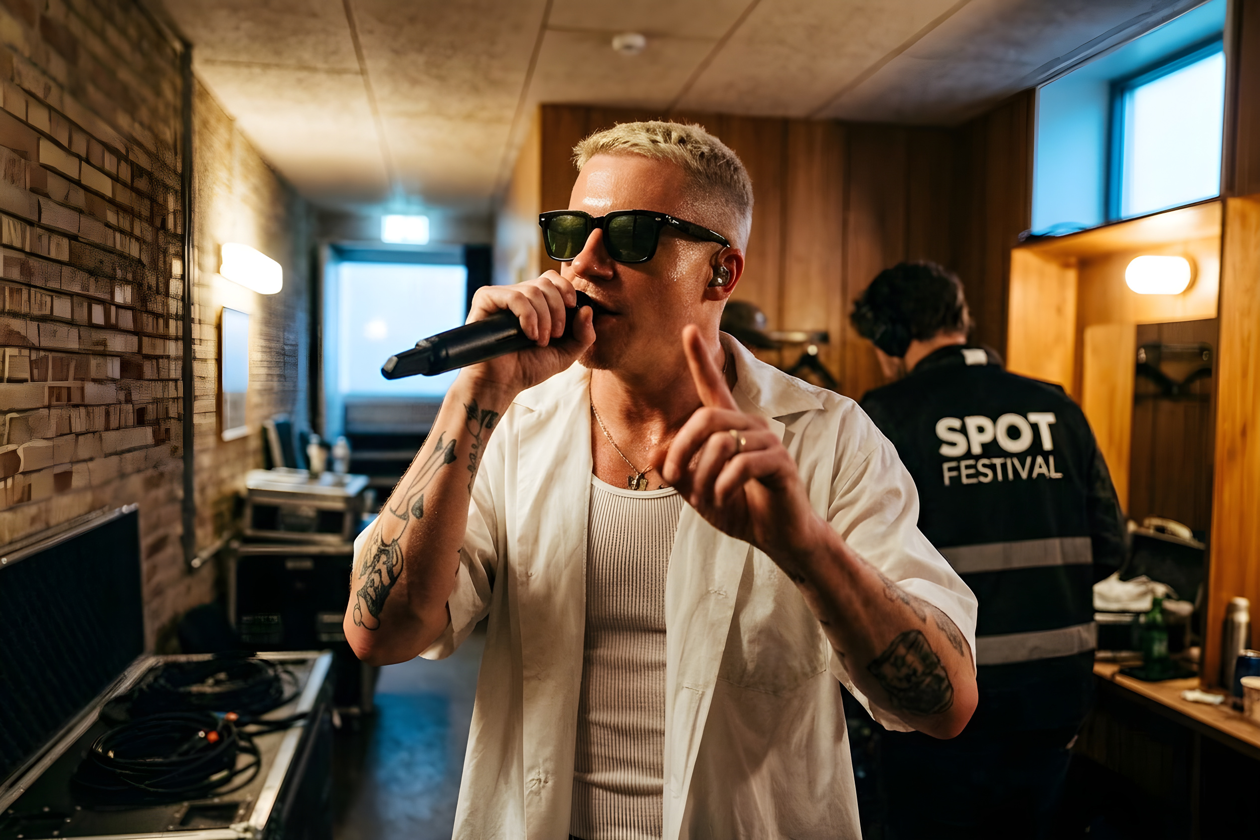 Macklemore presses til at droppe tour med Ed Sheeran