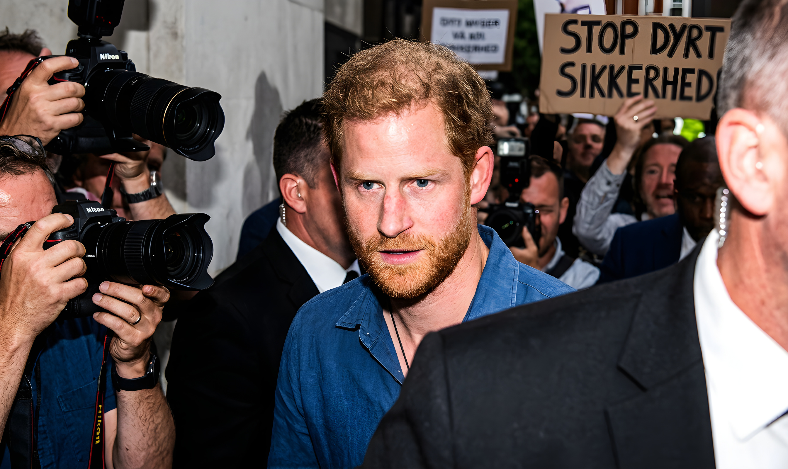 Prins Harry møder hård kritik efter dramatisk besøg