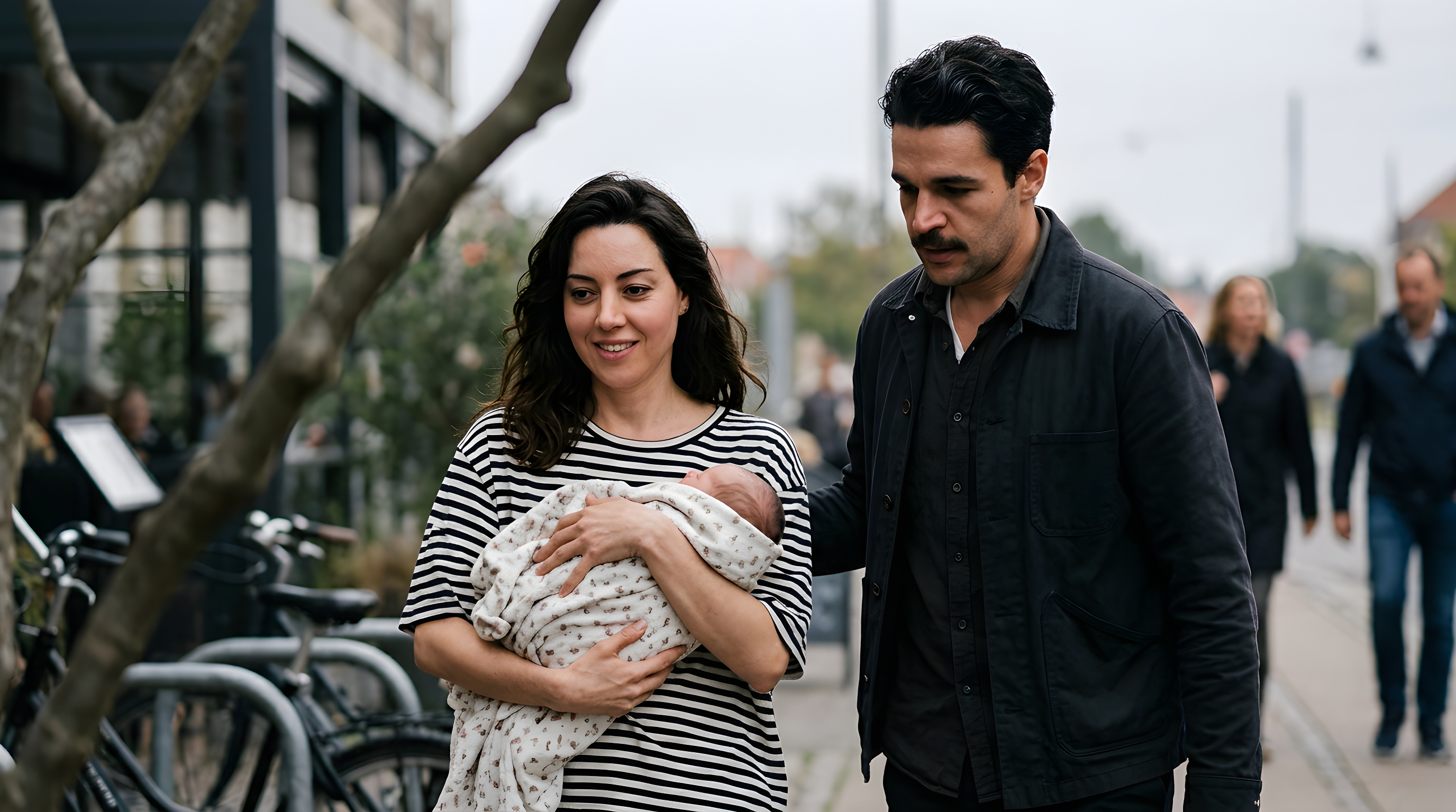 The White Lotus-stjernen Aubrey Plaza har født en datter